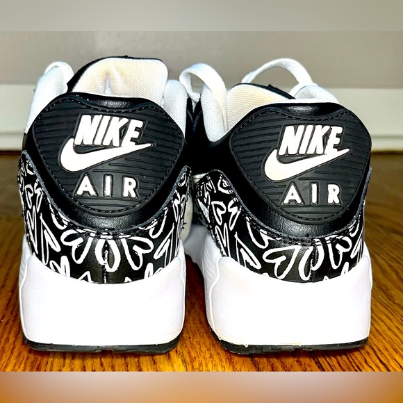 Nike AirMax Shoes w/ Black Hearts - Picture 4 of 10